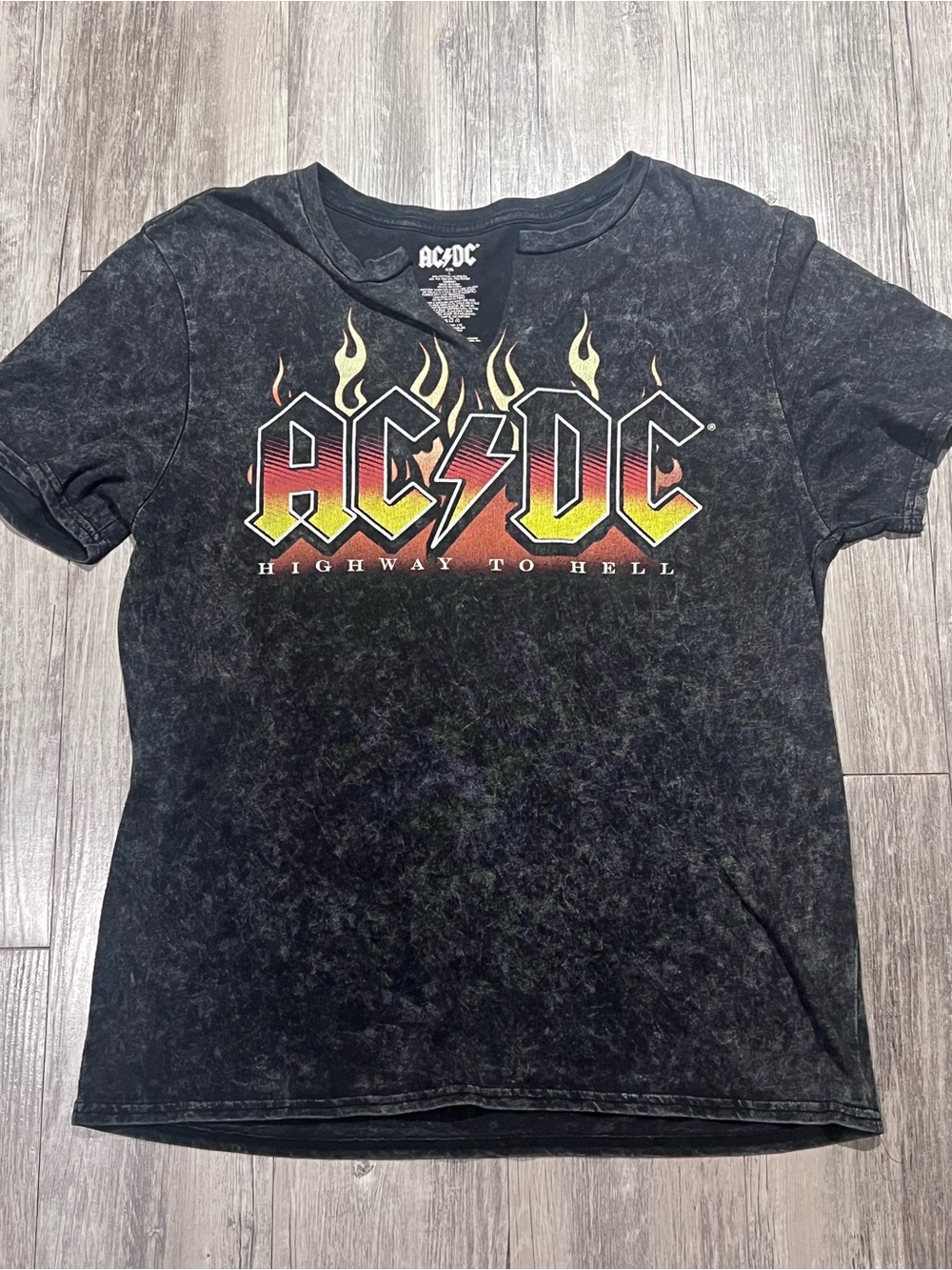 AC/DC black acid wash tee with flame design. Size L